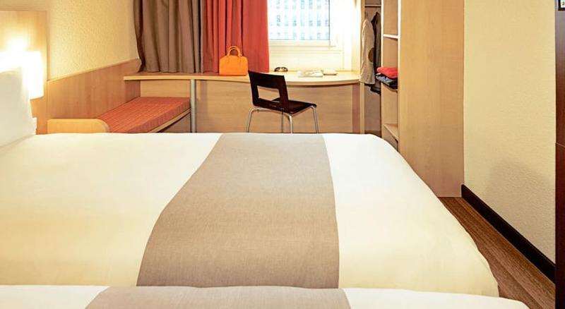 Ibis Sion Hotel Exterior photo